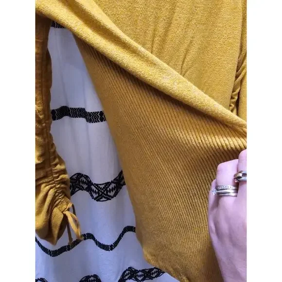Saturday Sunday Anthropologie yellow gathered sleeve lightweight knit sweater M - Picture 8 of 10